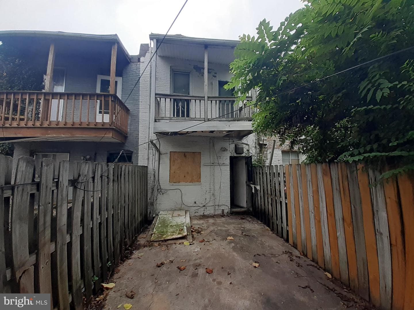 2714 Riggs Avenue photo 31