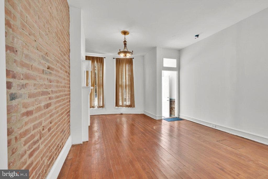 1225 S Hanover Street photo 22