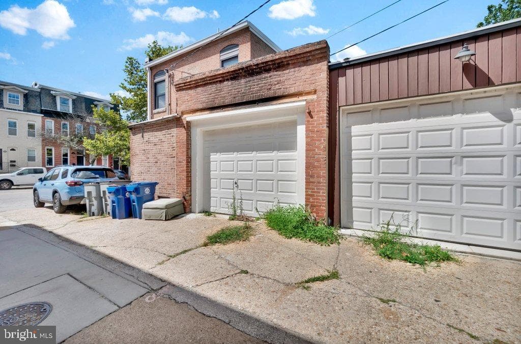 1225 S Hanover Street photo 6