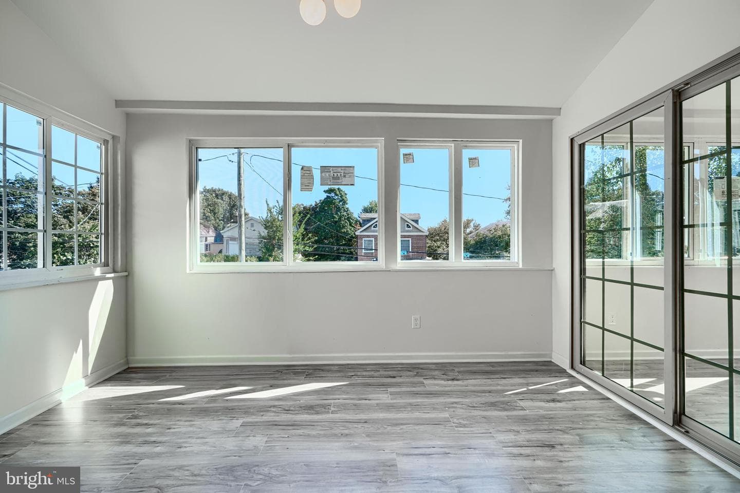 2220 Lake Avenue photo 10