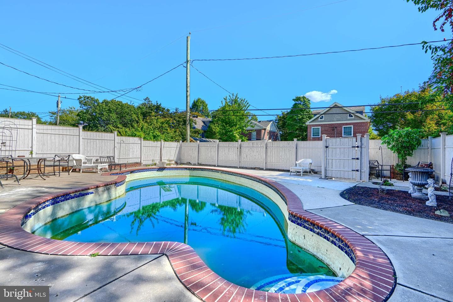 2220 Lake Avenue photo 35