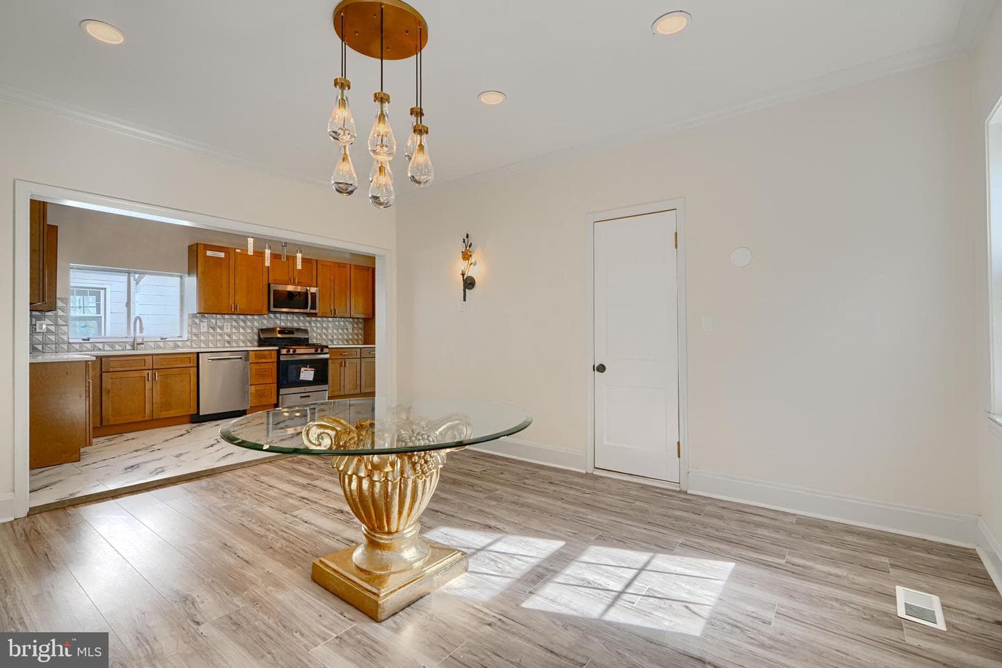 2220 Lake Avenue photo 5