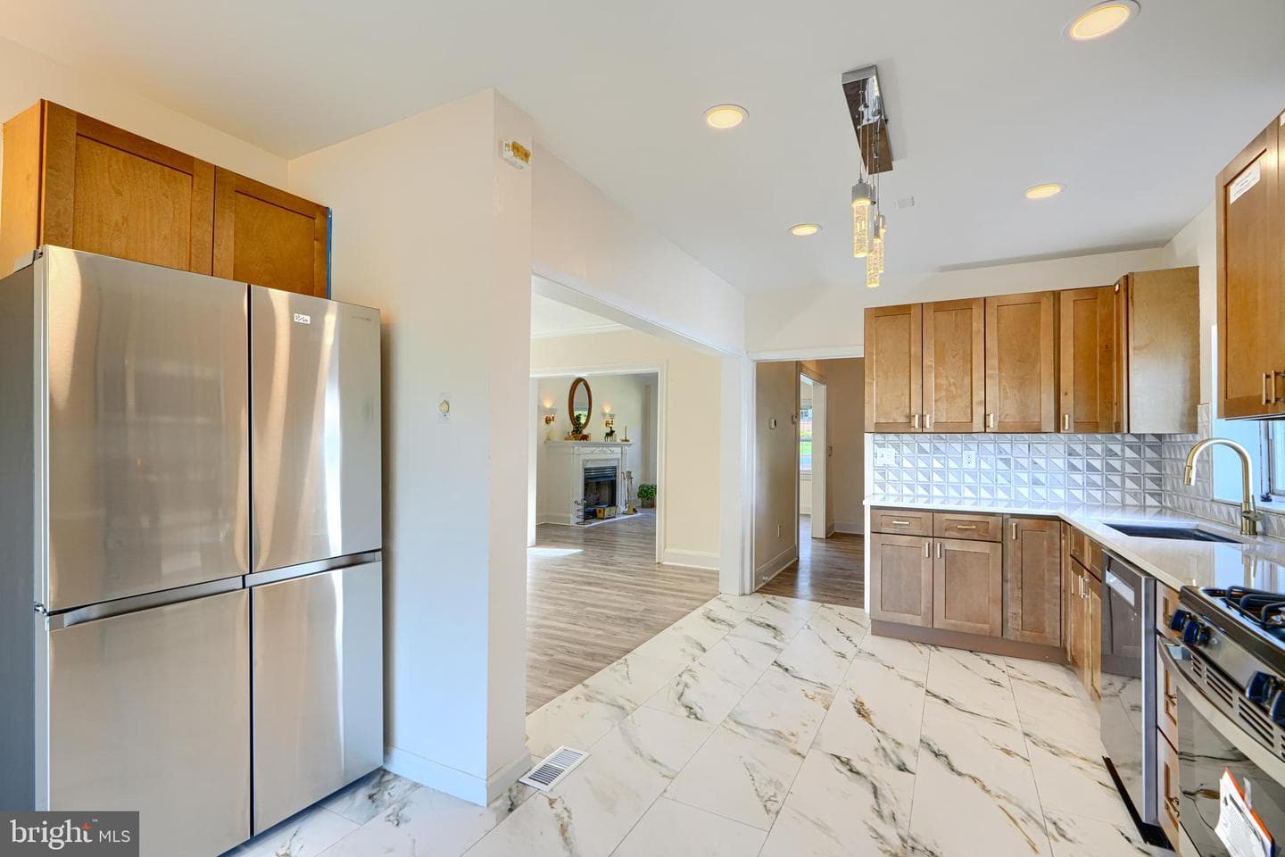 2220 Lake Avenue photo 9