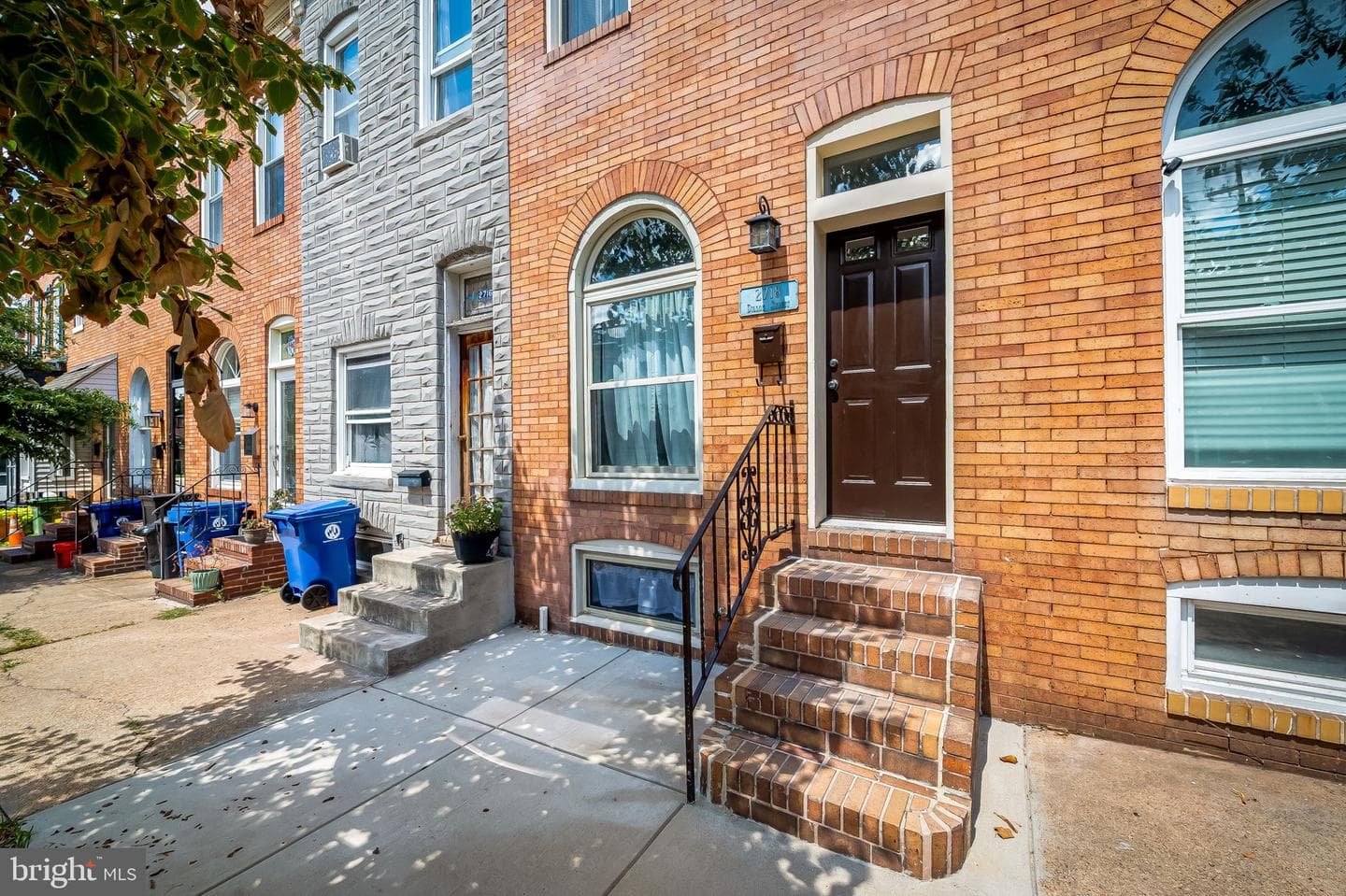 2718 Dillon Street photo 4