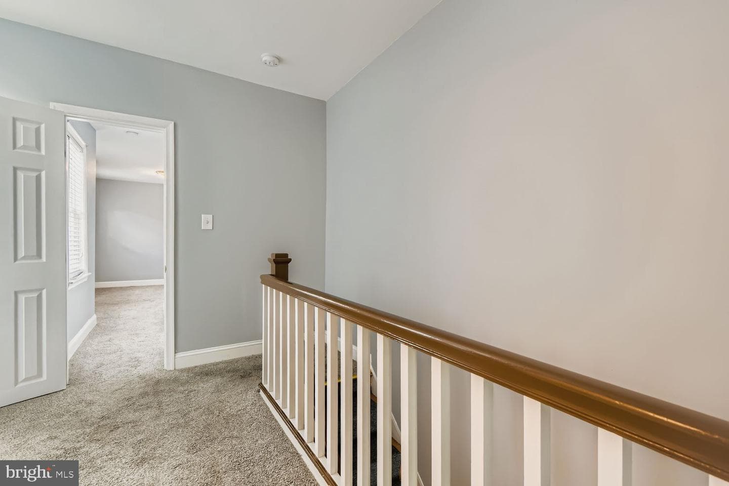 3033 Elliott Street photo 17