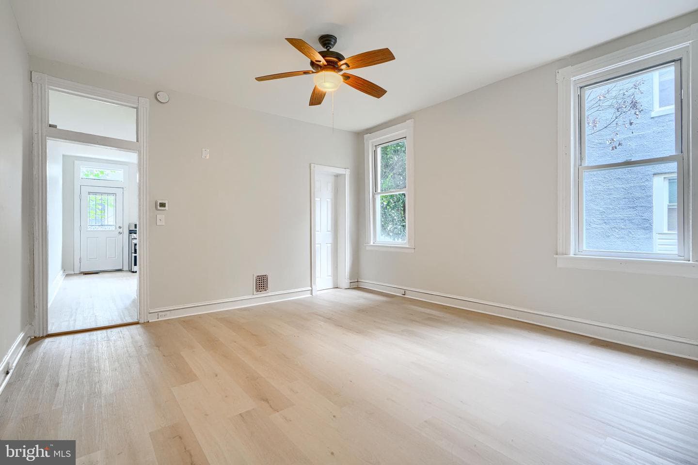 612 Cator Avenue photo 10