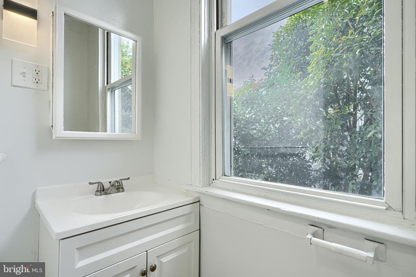 612 Cator Avenue photo 30