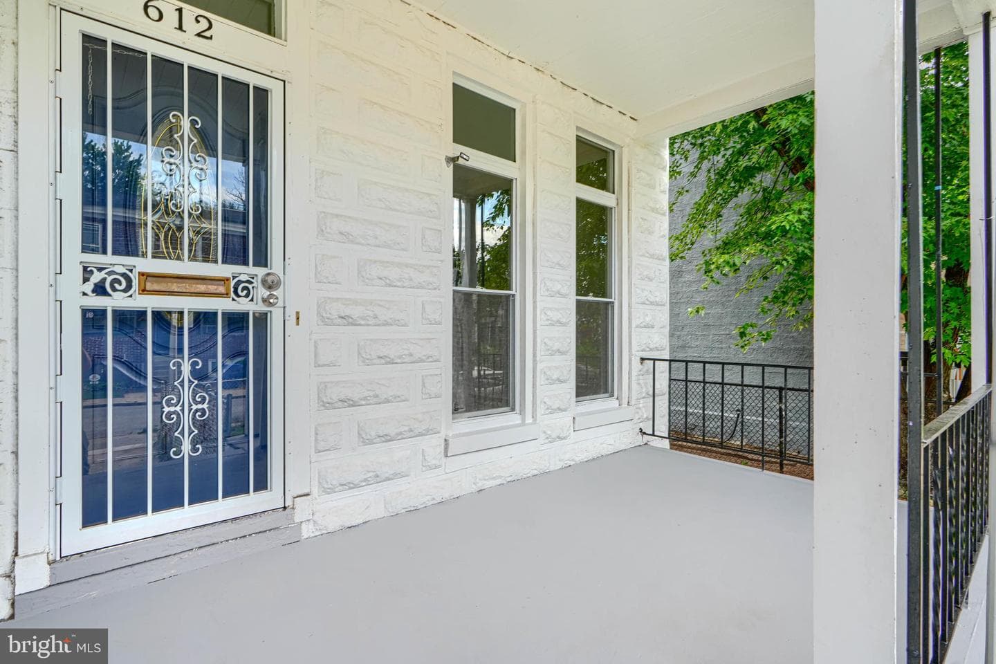 612 Cator Avenue photo 4