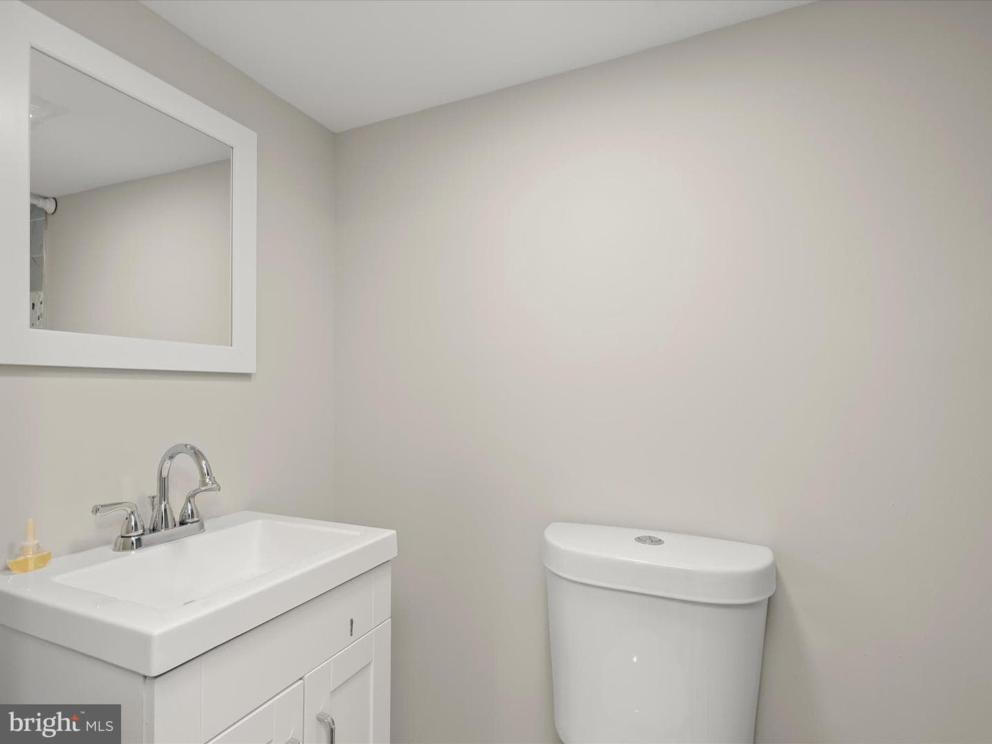 794 N Grantley Street photo 21