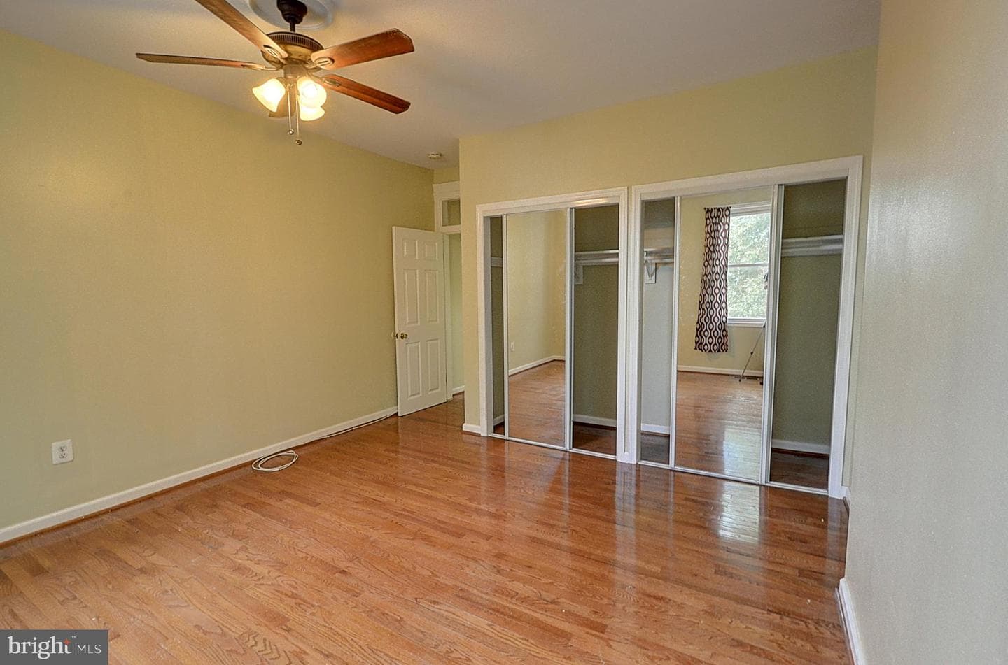2331 Guilford Avenue photo 12