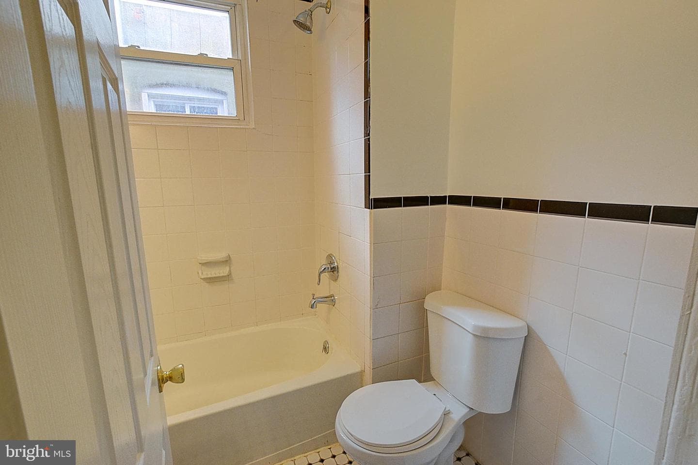 2331 Guilford Avenue photo 14