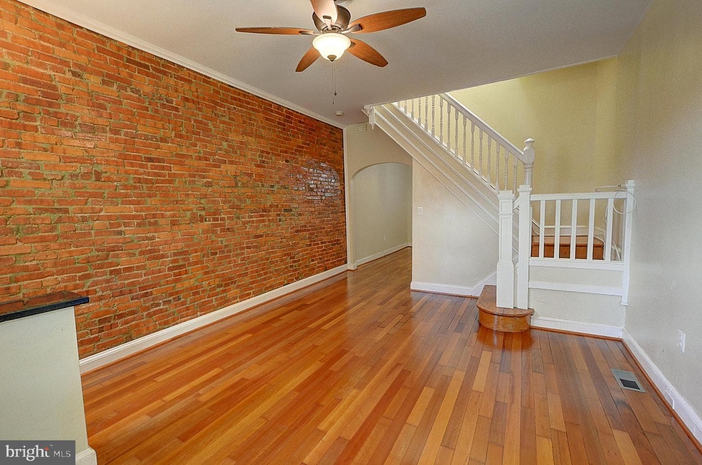 2331 Guilford Avenue photo 4