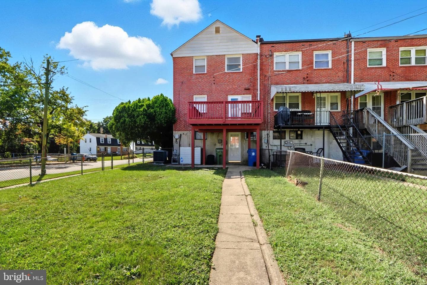 631 S Beechfield Avenue S photo 26