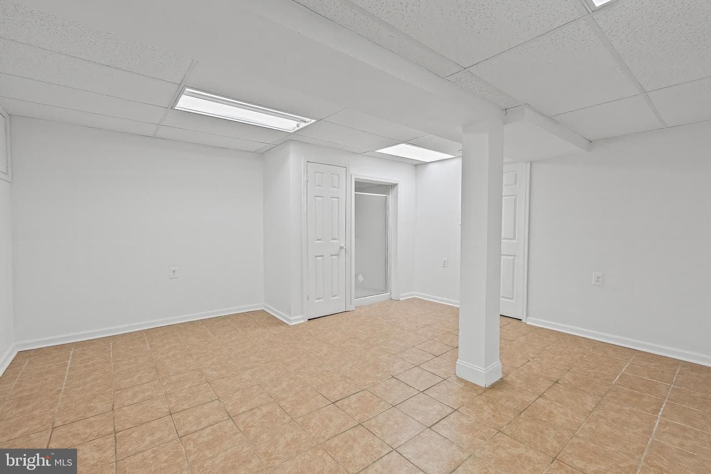 2317 W Lafayette Avenue photo 20