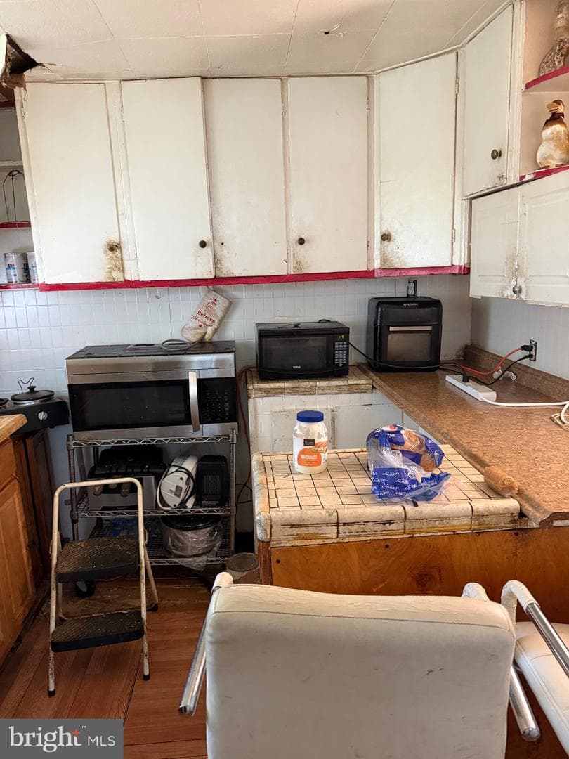 3403 W Rogers Avenue photo 3