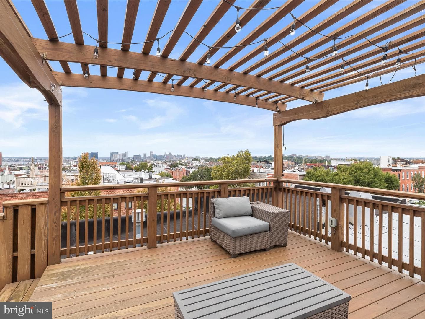 3203 Fait Avenue photo 32