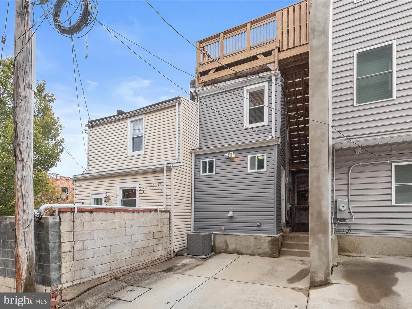 3203 Fait Avenue photo 37