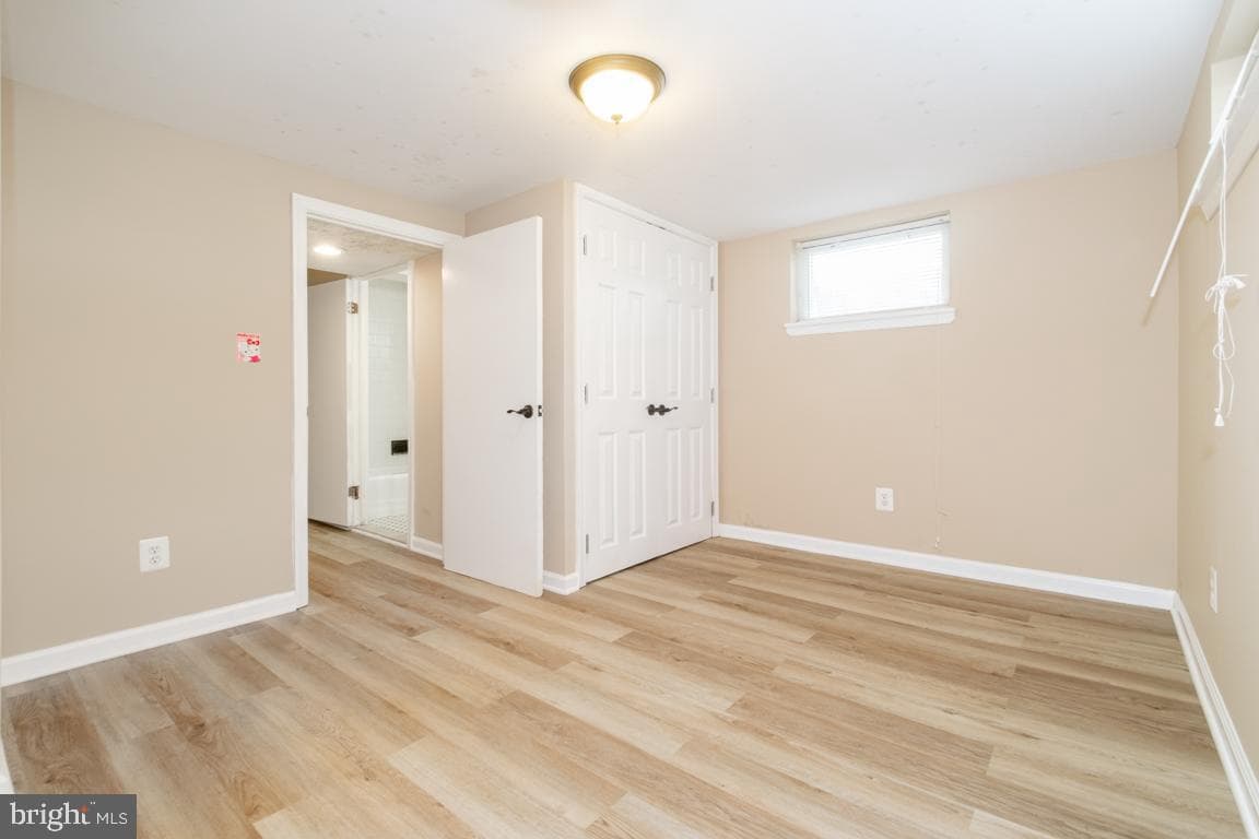 6407 Fernbank Avenue photo 14
