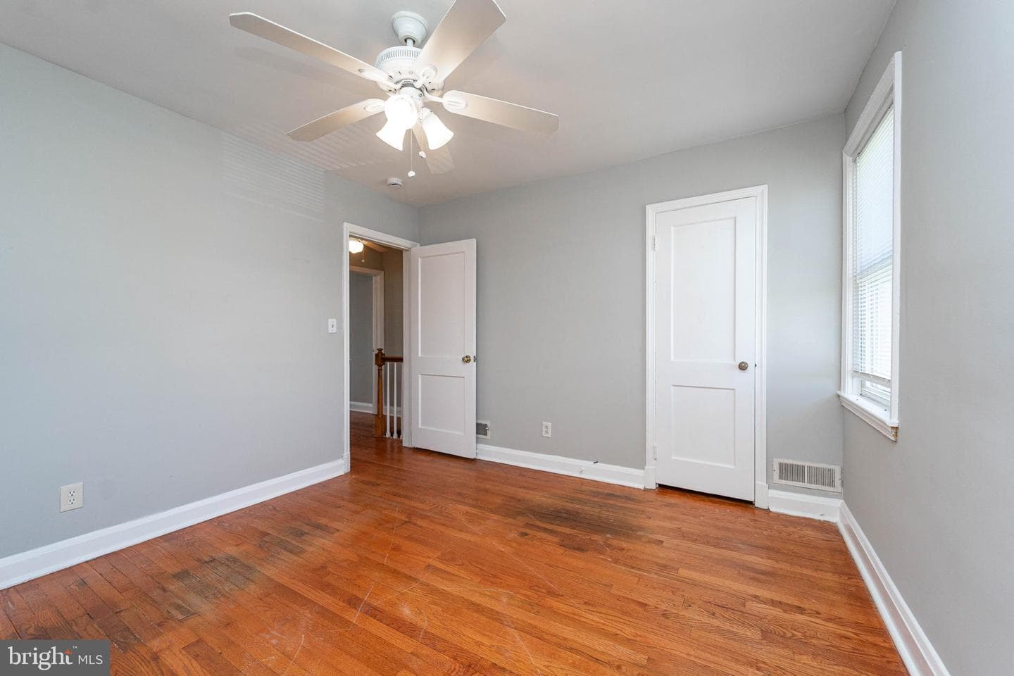 3733 Elmora Avenue photo 24