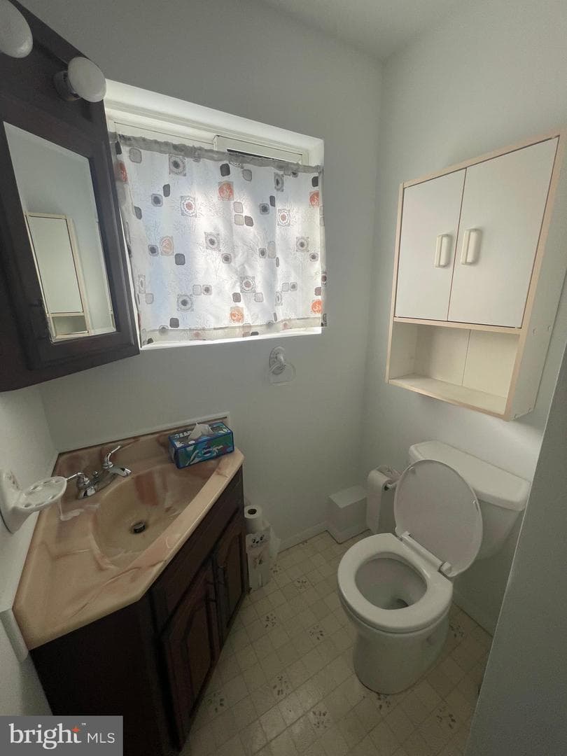 1703 Long Place photo 16