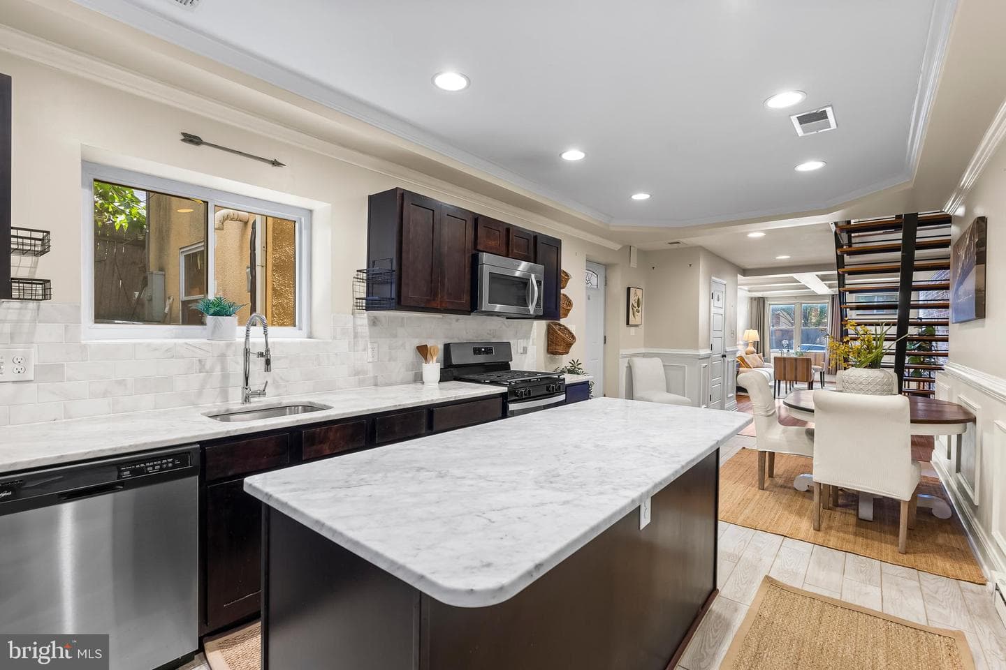 2204 Fleet Street photo 11