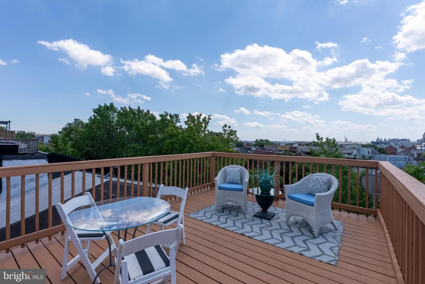 2204 Fleet Street photo 29