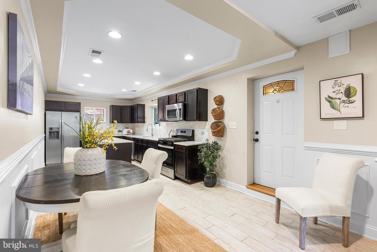 2204 Fleet Street photo 7
