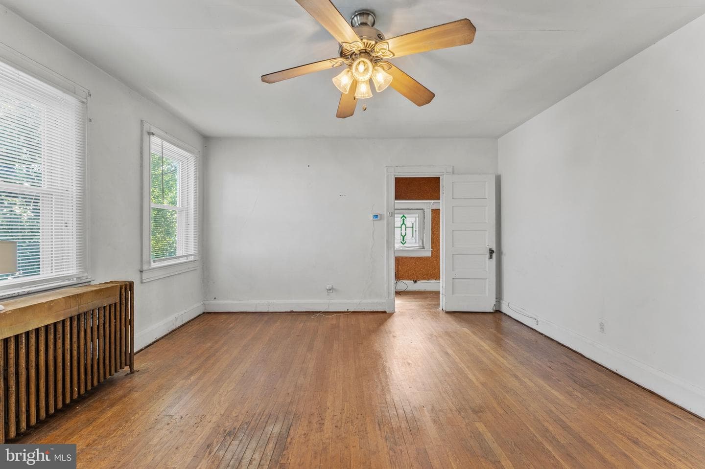 1715 Lakeside Avenue photo 12