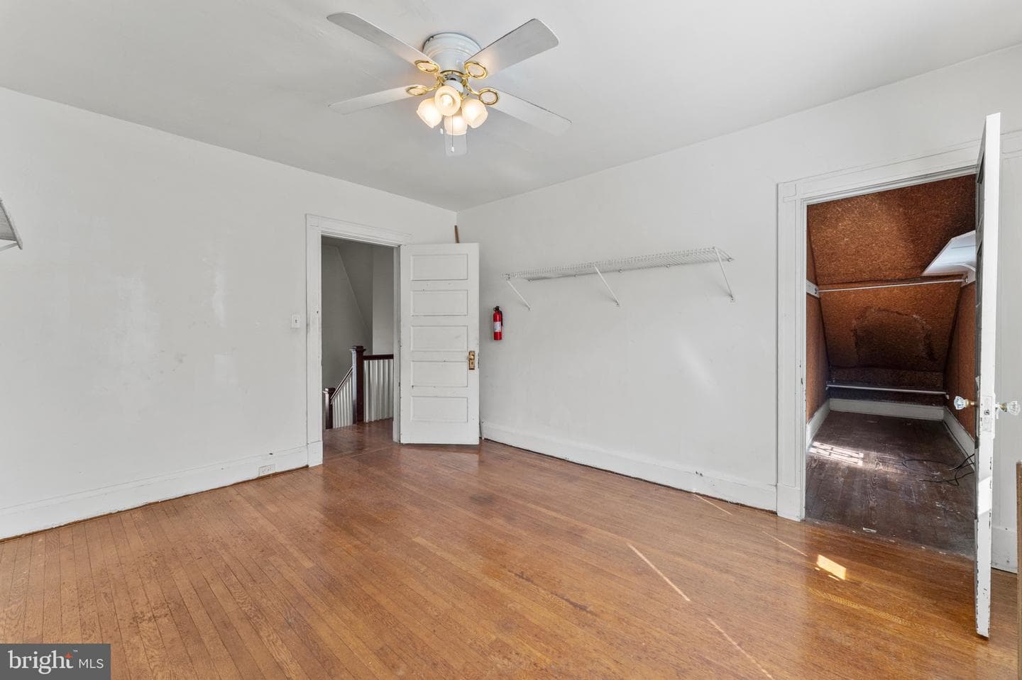 1715 Lakeside Avenue photo 13