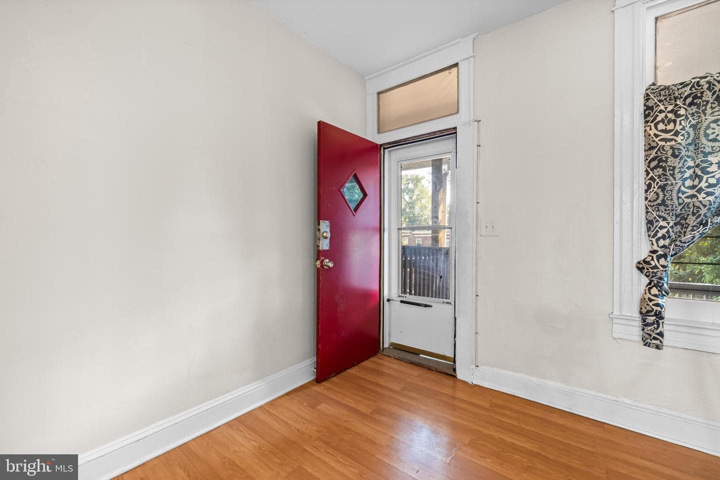 618 Denison Street photo 6