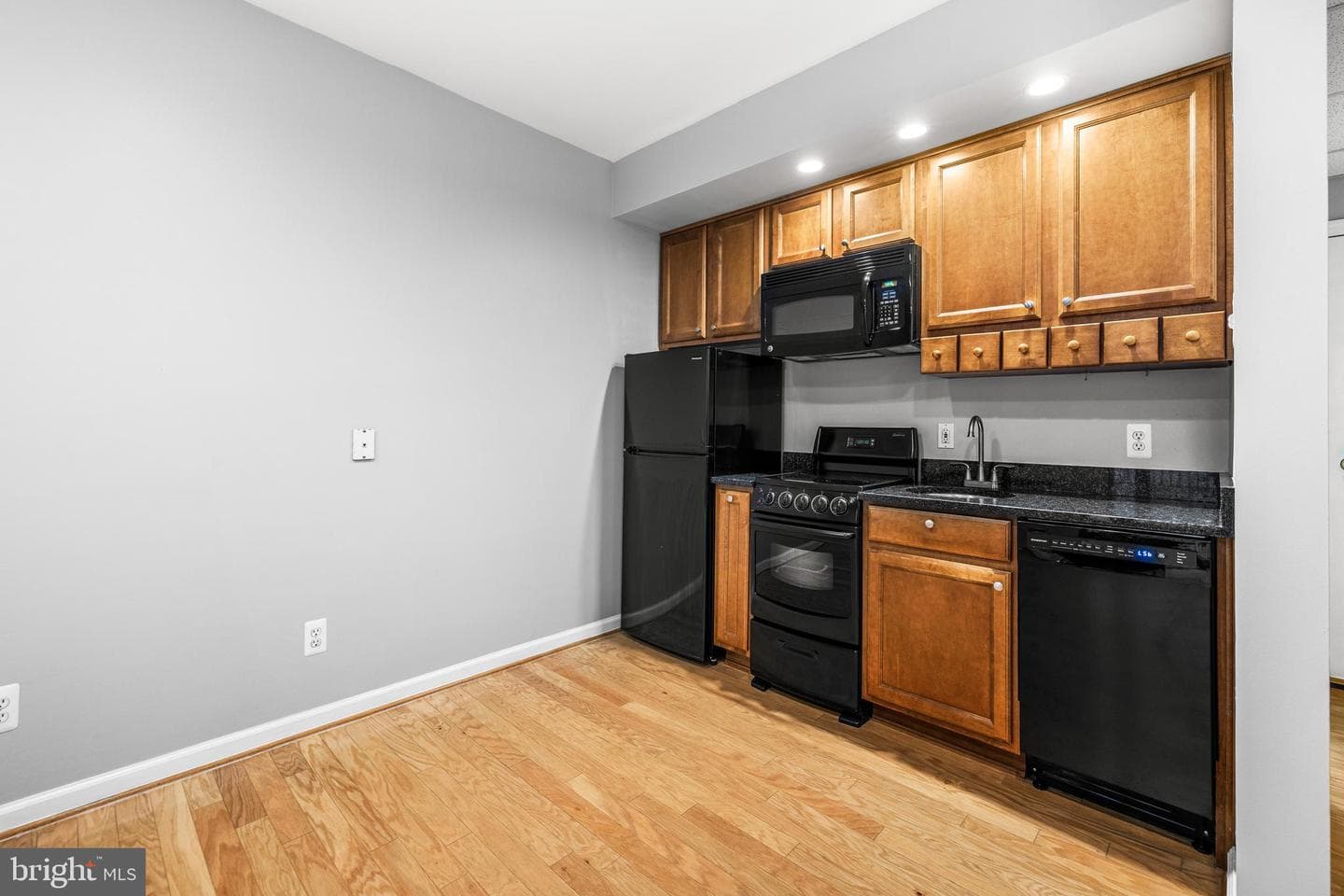 1000 Fell Street #421 photo 19