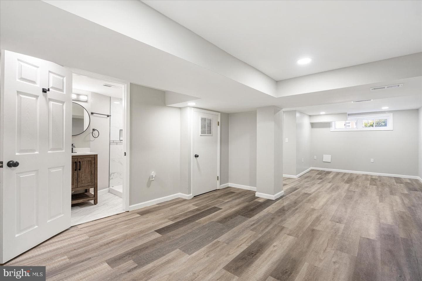 1607 Walterswood Road photo 26