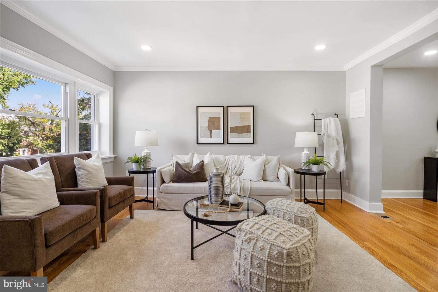1607 Walterswood Road photo 3