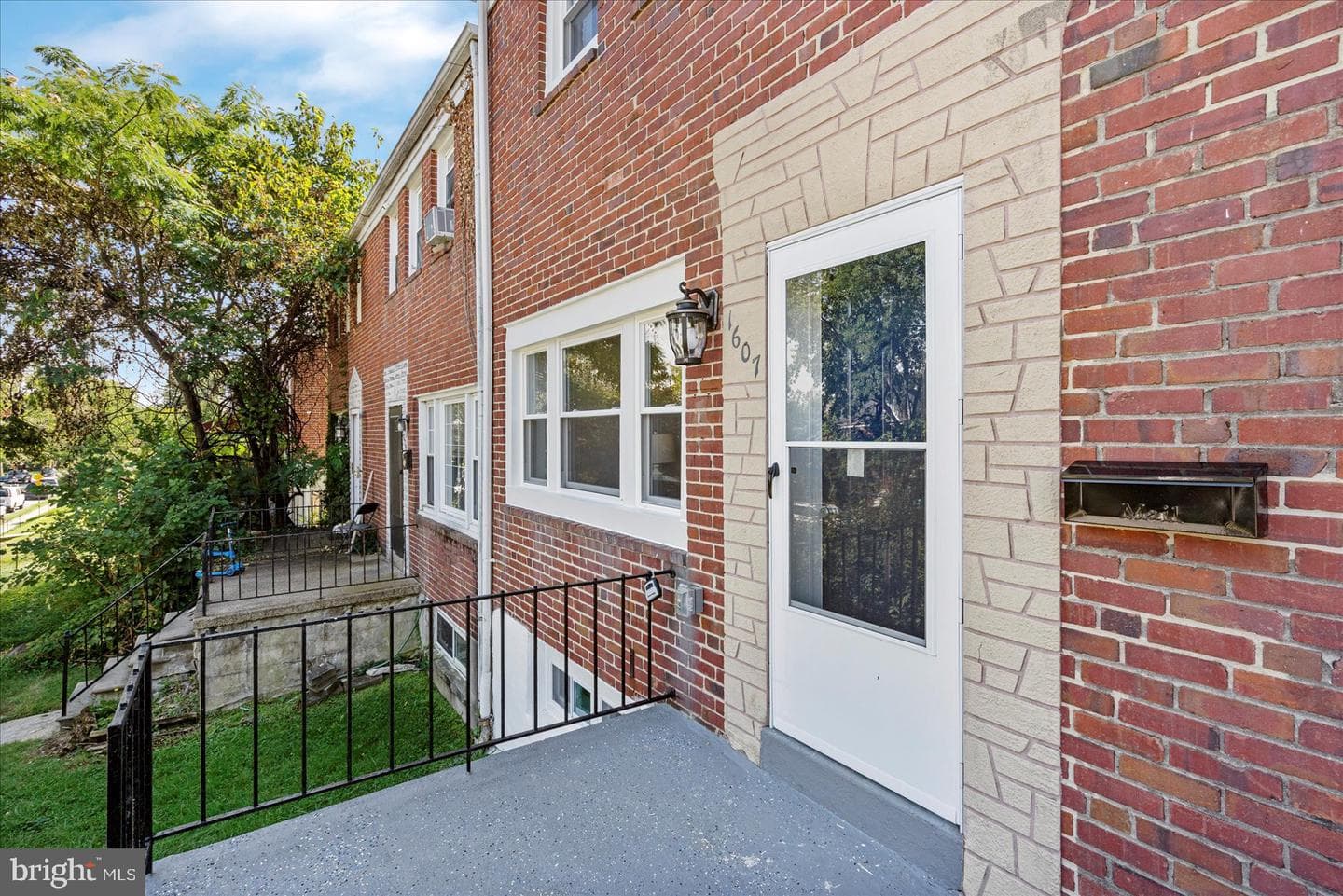 1607 Walterswood Road photo 42