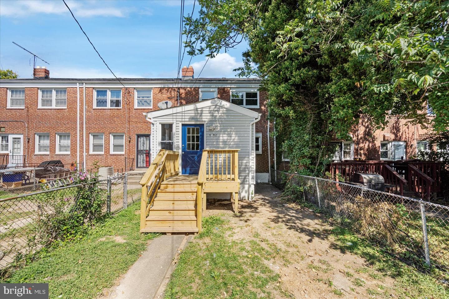 1607 Walterswood Road photo 43