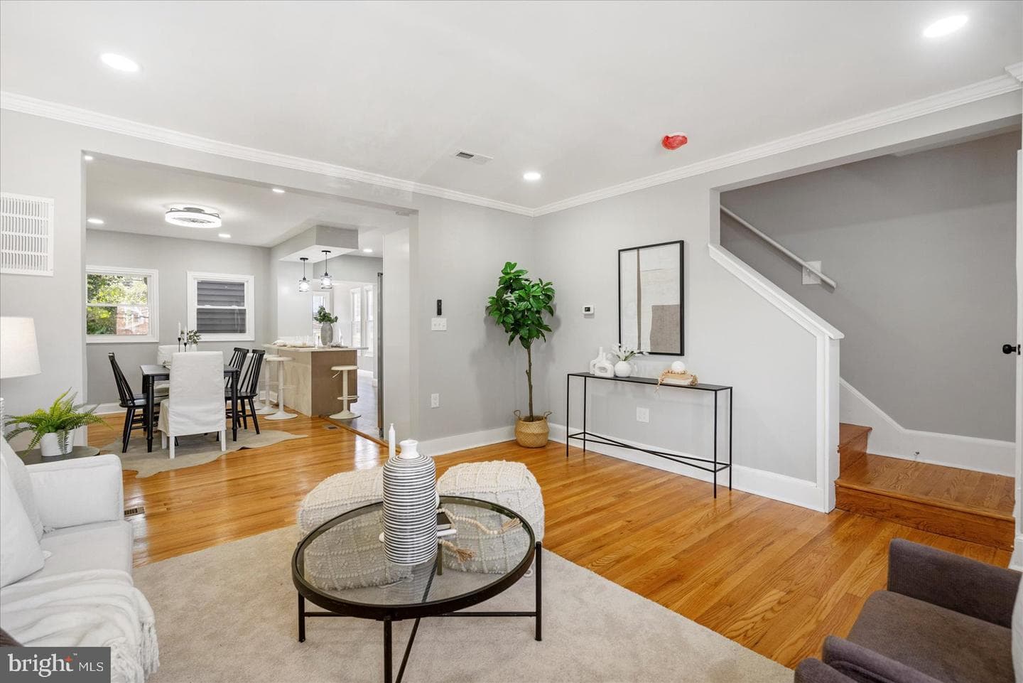 1607 Walterswood Road photo 7