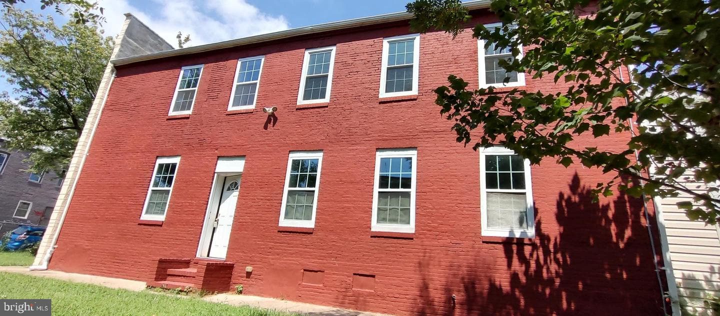 2019 Barclay Street, Baltimore