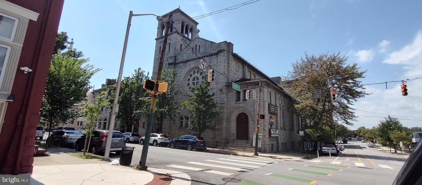 2019 Barclay Street photo 31