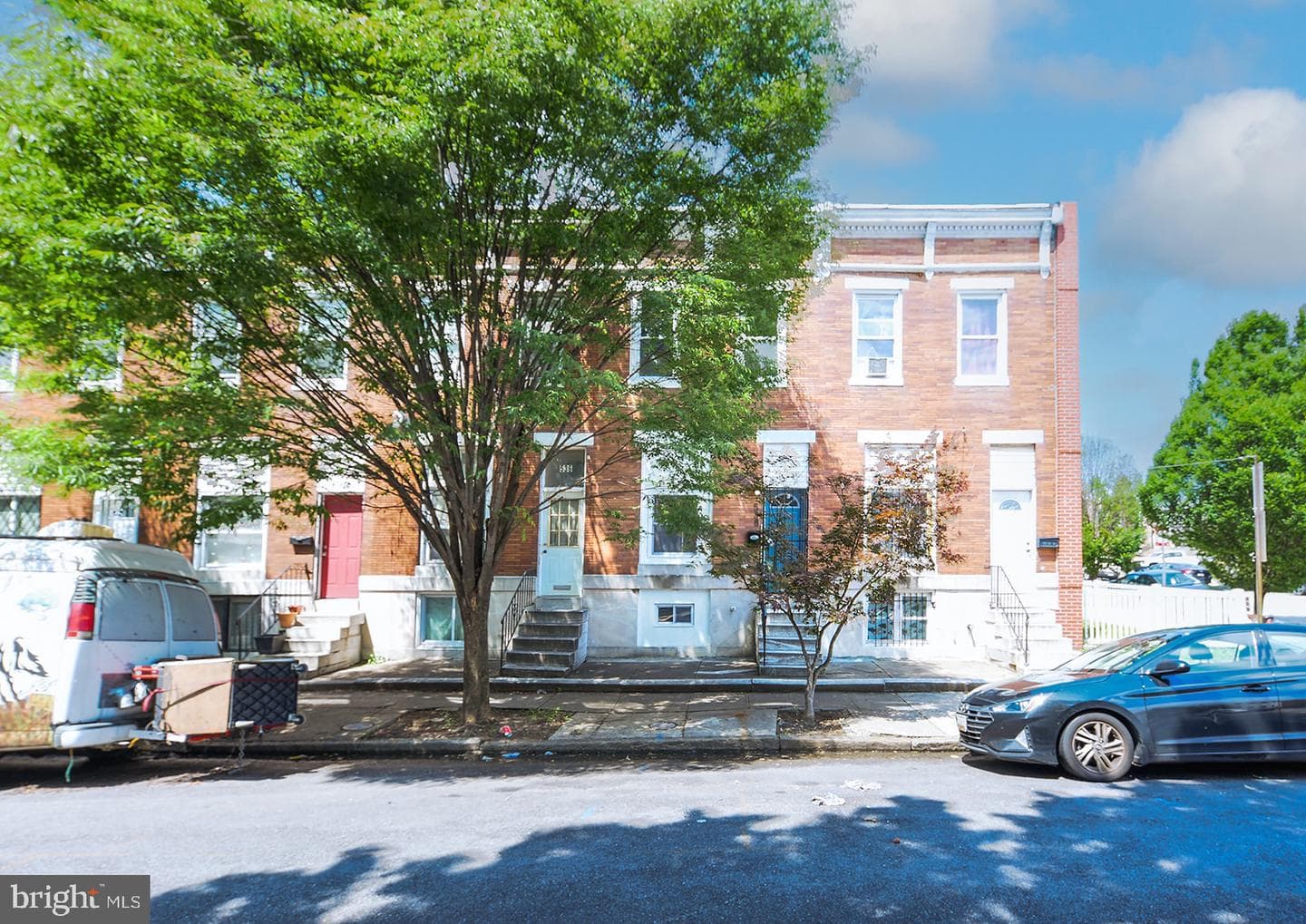 538 N Lakewood Avenue photo 34