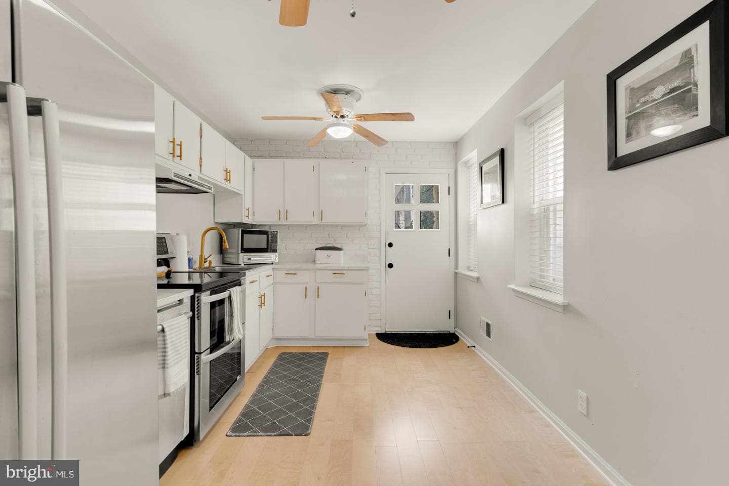1037 S Hanover Street photo 12