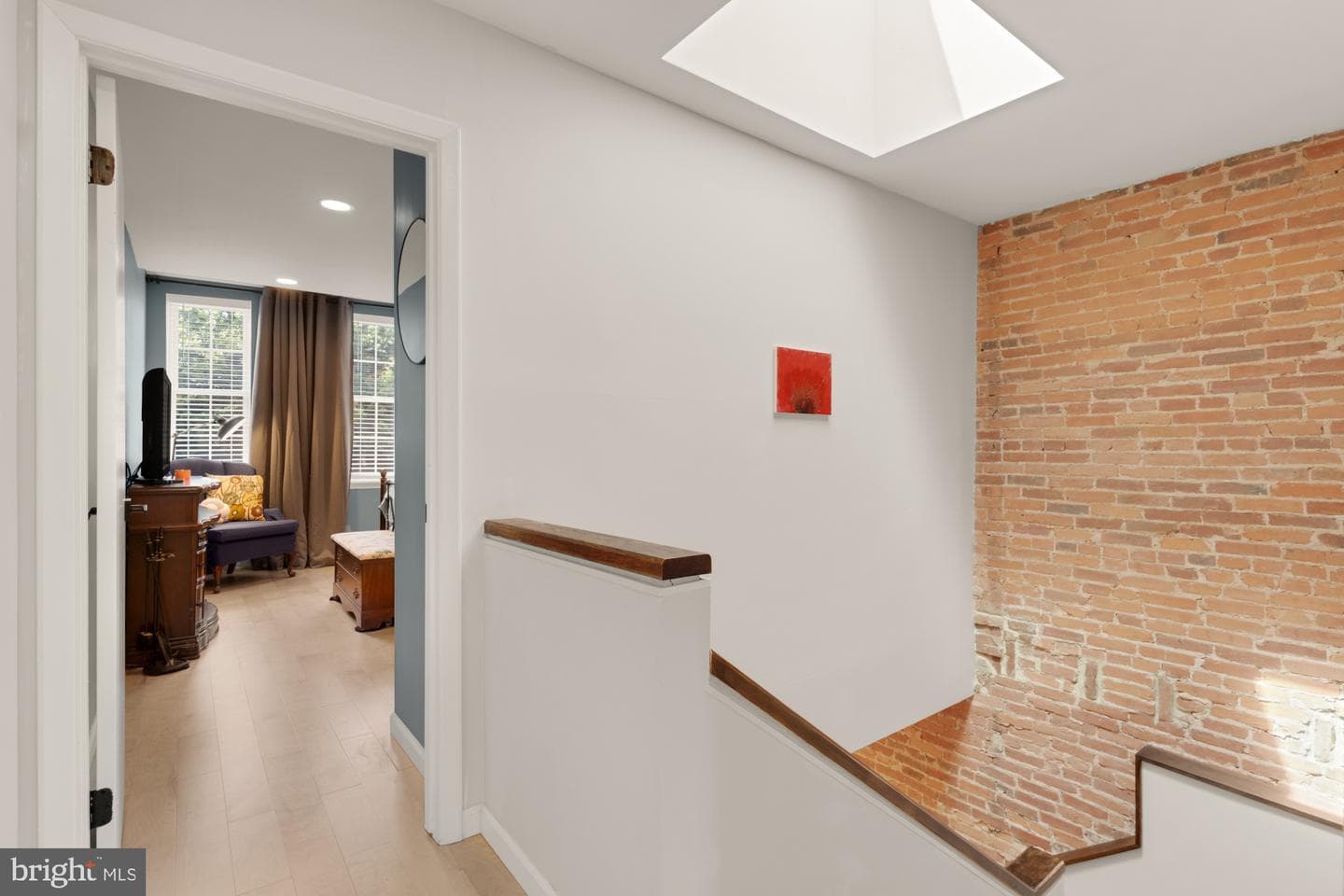 1037 S Hanover Street photo 17