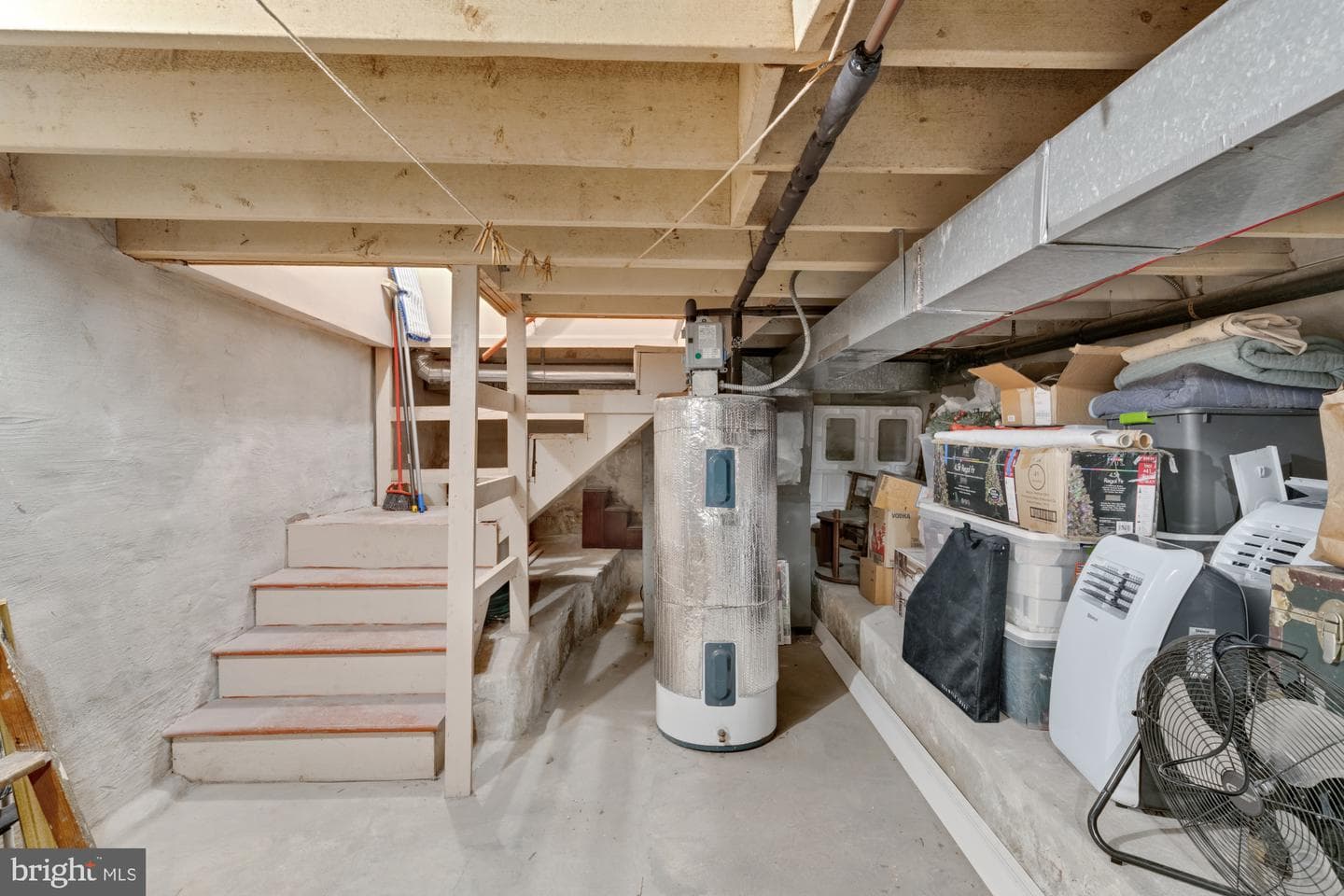 1037 S Hanover Street photo 28