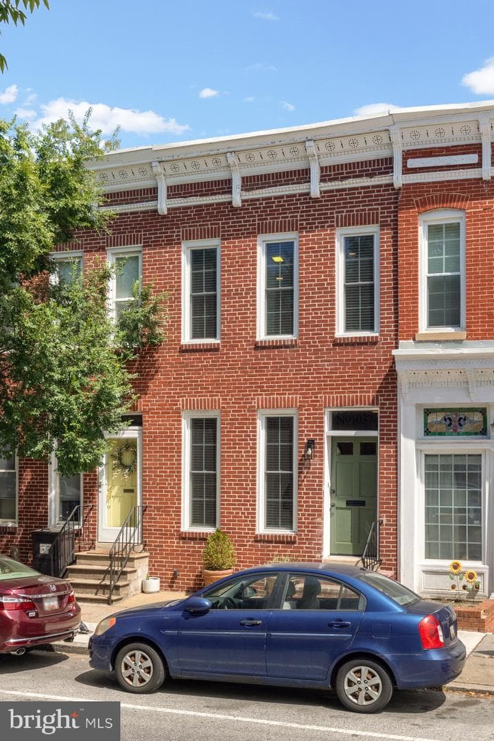 1037 S Hanover Street photo 35