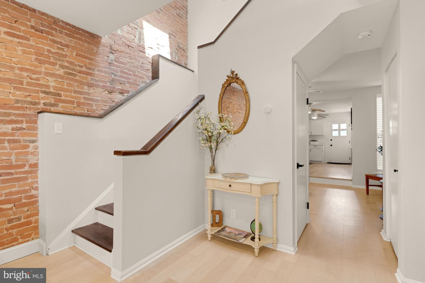 1037 S Hanover Street photo 8