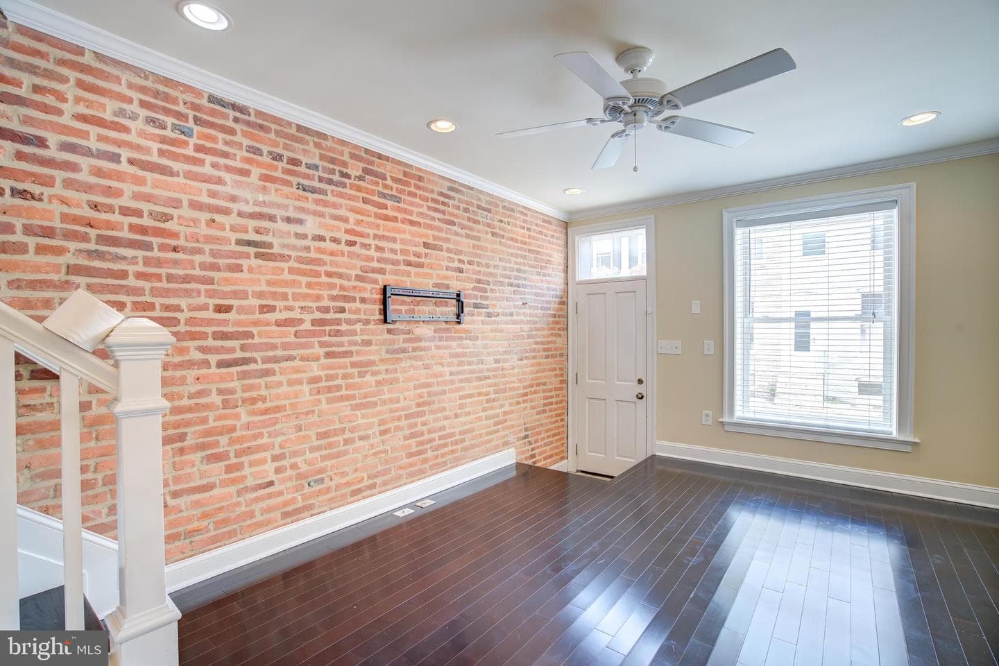 822 S Robinson Street photo 7