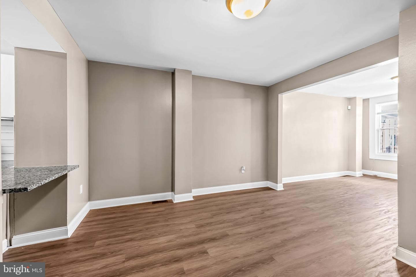 3217 Ravenwood Avenue photo 5