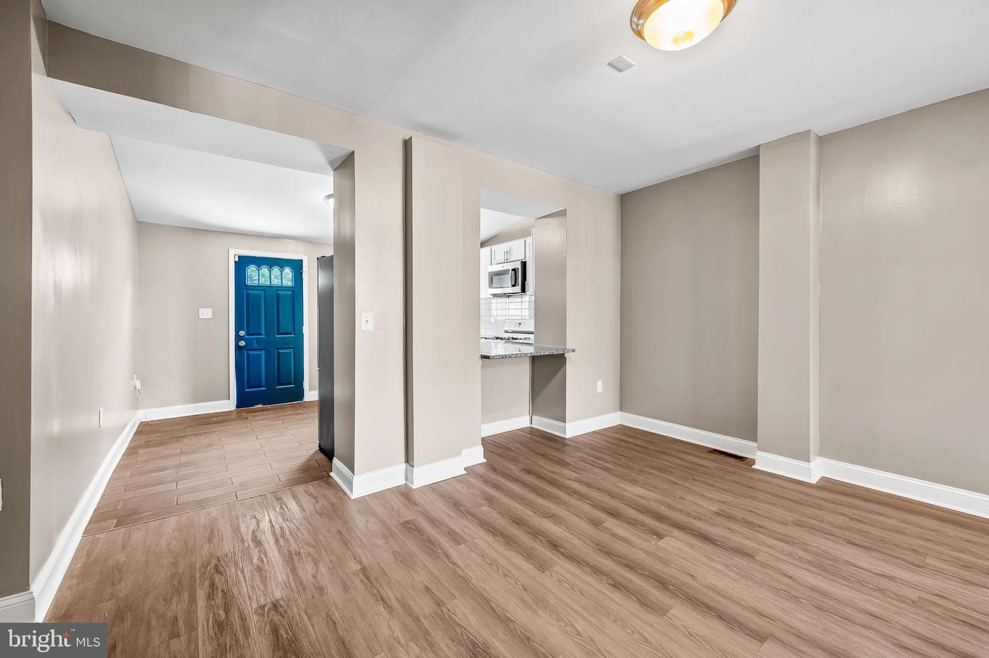 3217 Ravenwood Avenue photo 7
