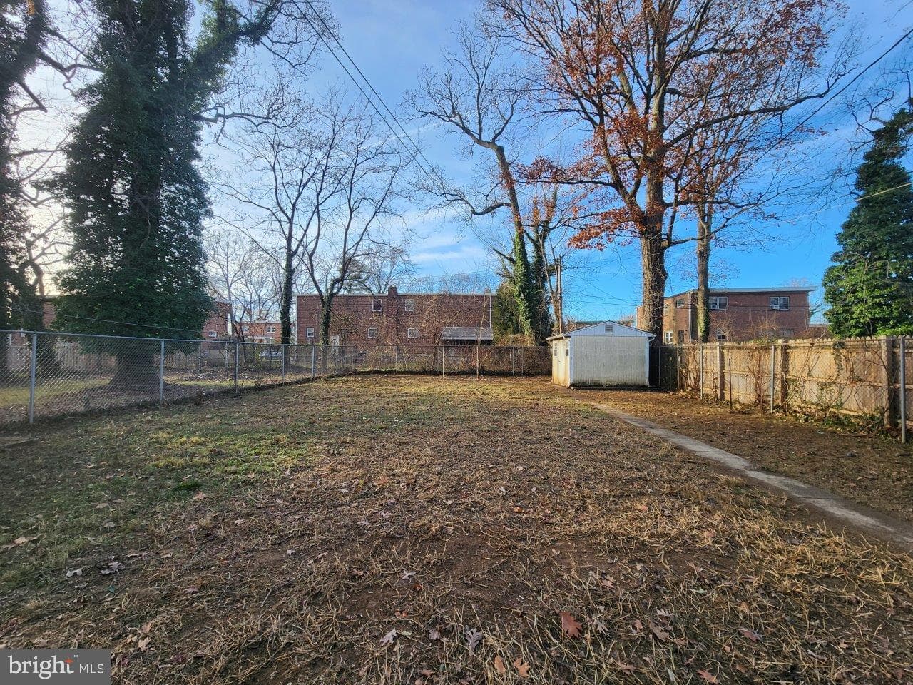3818 Woodbine Avenue photo 47