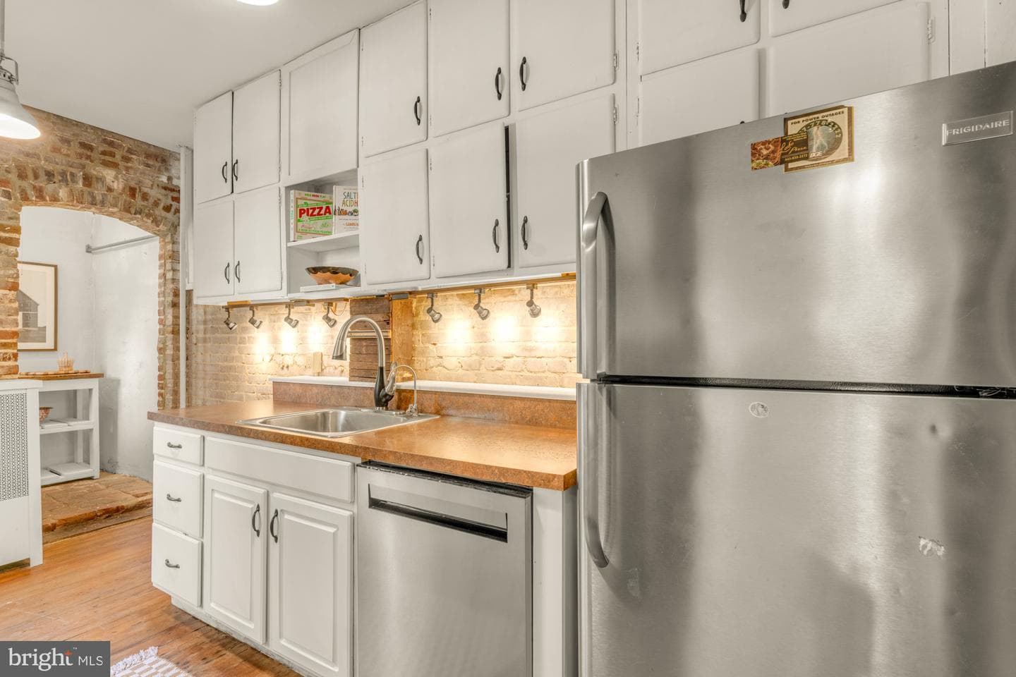416 Southway photo 15