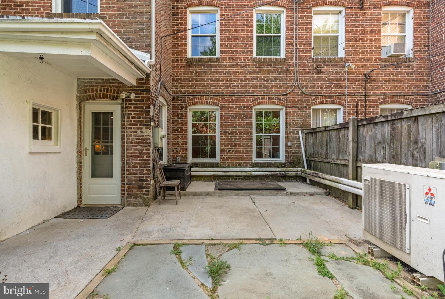416 Southway photo 37